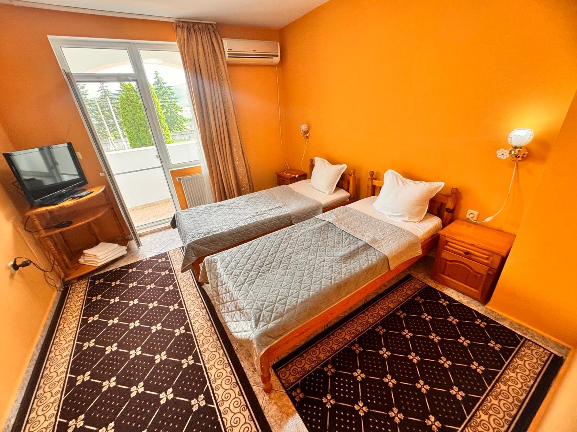 Motel International Berkowica Zewnętrze zdjęcie