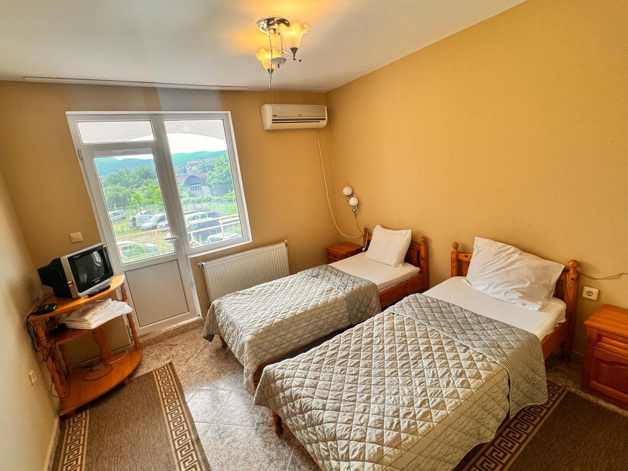 Motel International Berkowica Zewnętrze zdjęcie