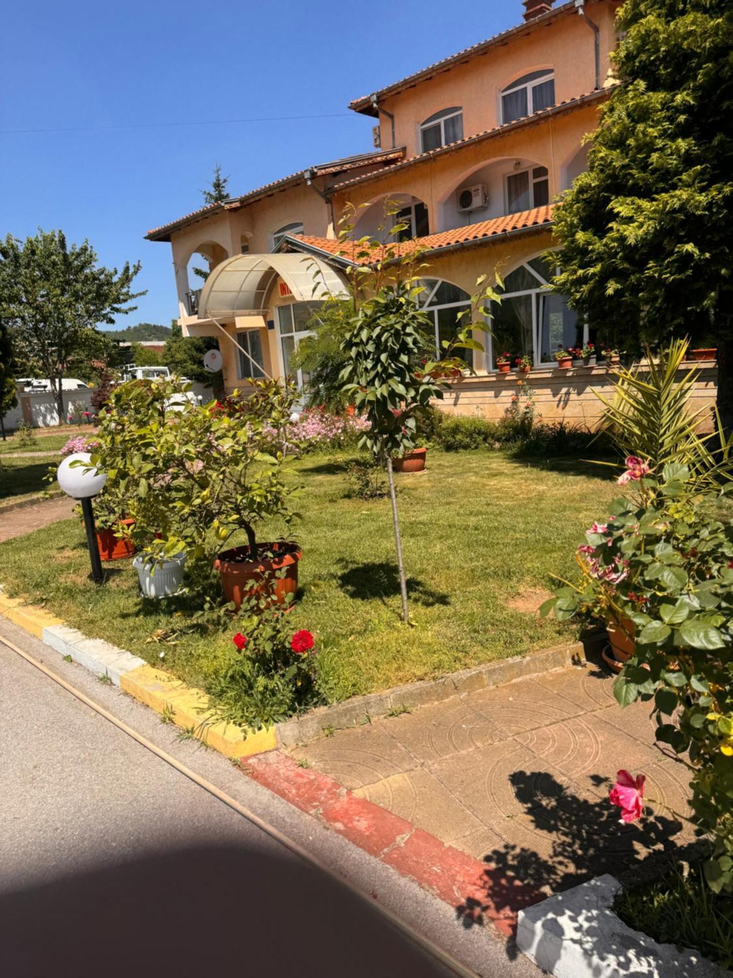 Motel International Berkowica Zewnętrze zdjęcie